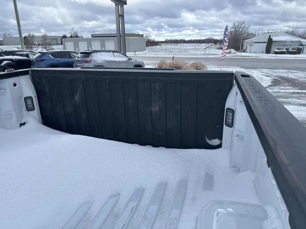 2022 Chevrolet Silverado 1500 LT (2FL)