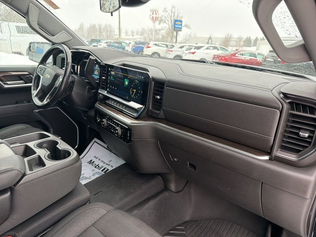 2022 Chevrolet Silverado 1500 LT (2FL)