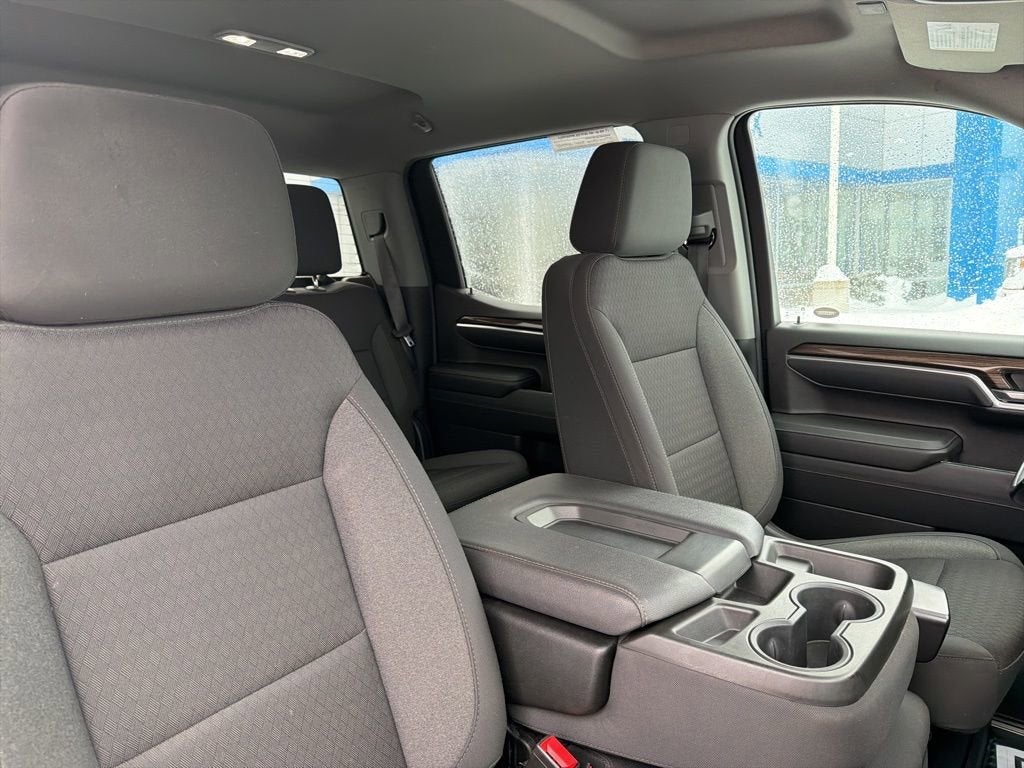 2022 Chevrolet Silverado 1500 LT (2FL)