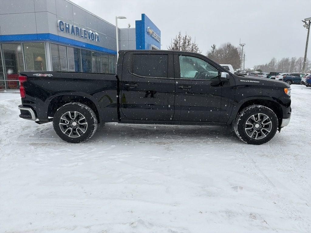 2022 Chevrolet Silverado 1500 LT (2FL)