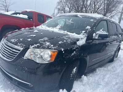 2013 Chrysler Town & Country Touring-L