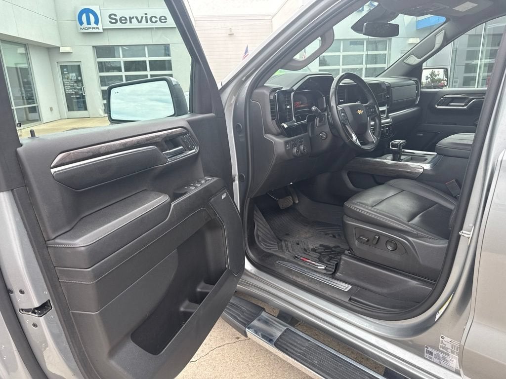 2024 Chevrolet Silverado 1500 LTZ