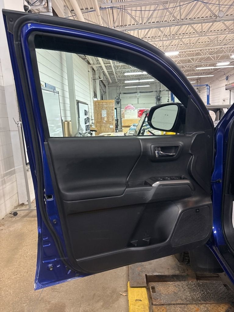 2023 Toyota Tacoma 4WD SR5