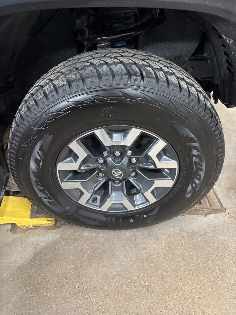 2023 Toyota Tacoma 4WD SR5