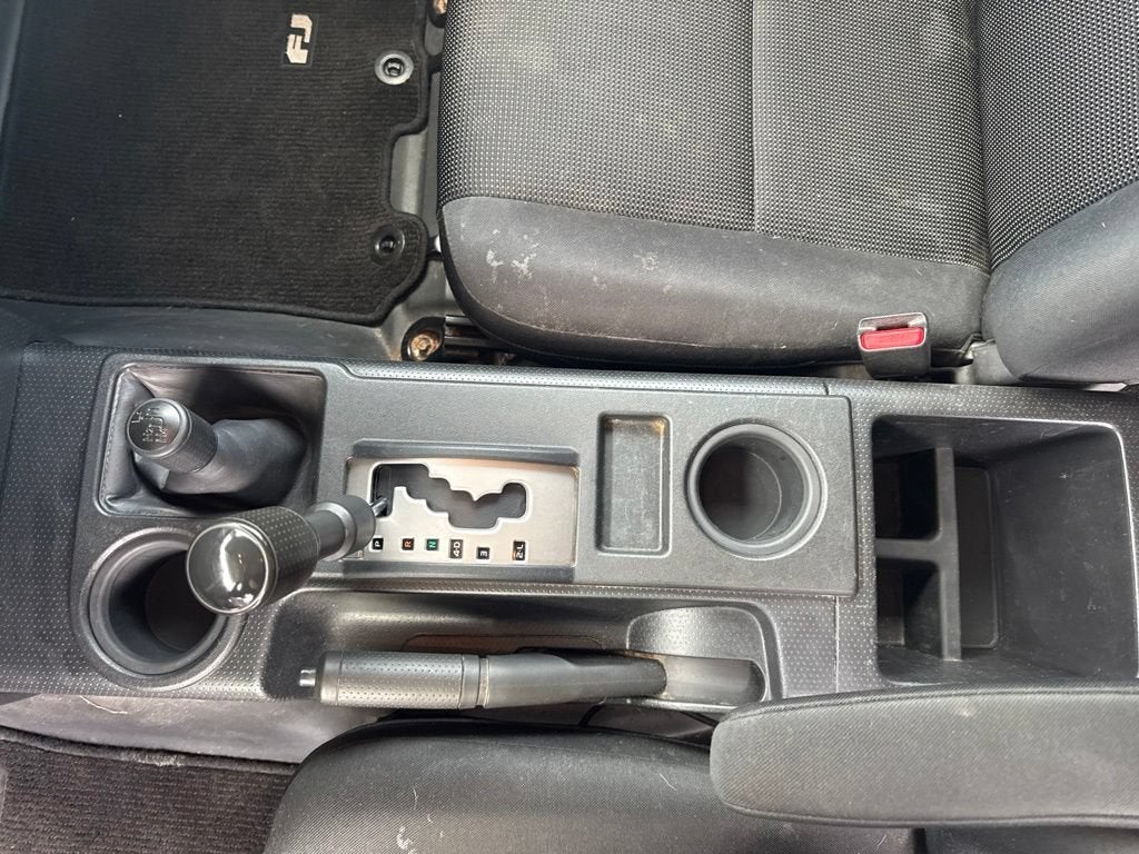 2014 Toyota FJ Cruiser Base