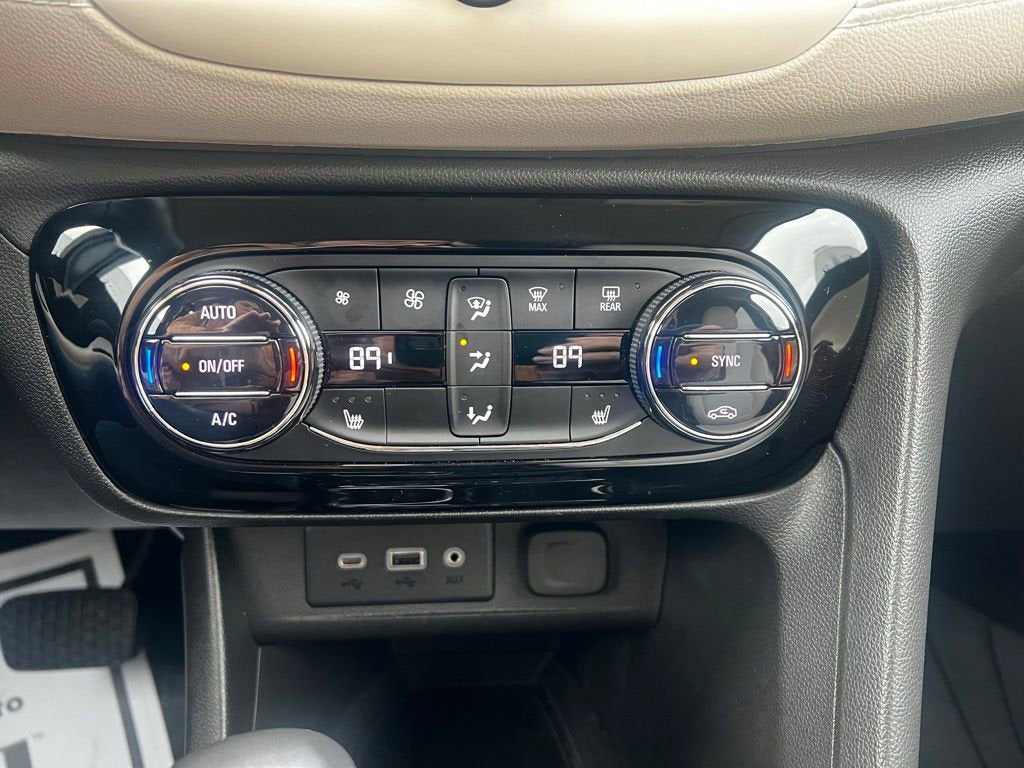 2021 Buick Encore GX Select