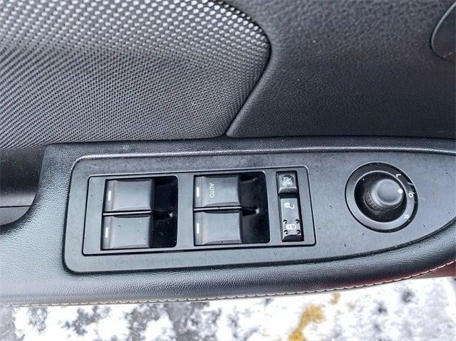 2012 Dodge Avenger SE