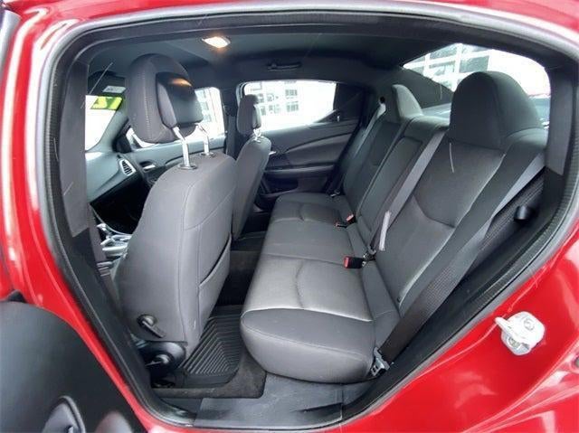 2012 Dodge Avenger SE