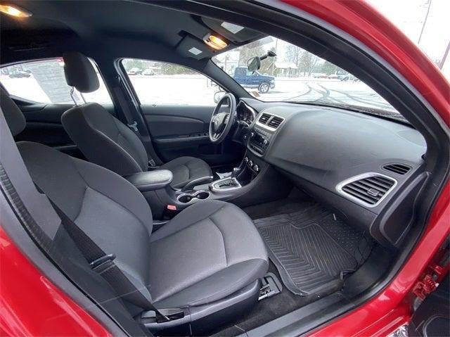 2012 Dodge Avenger SE