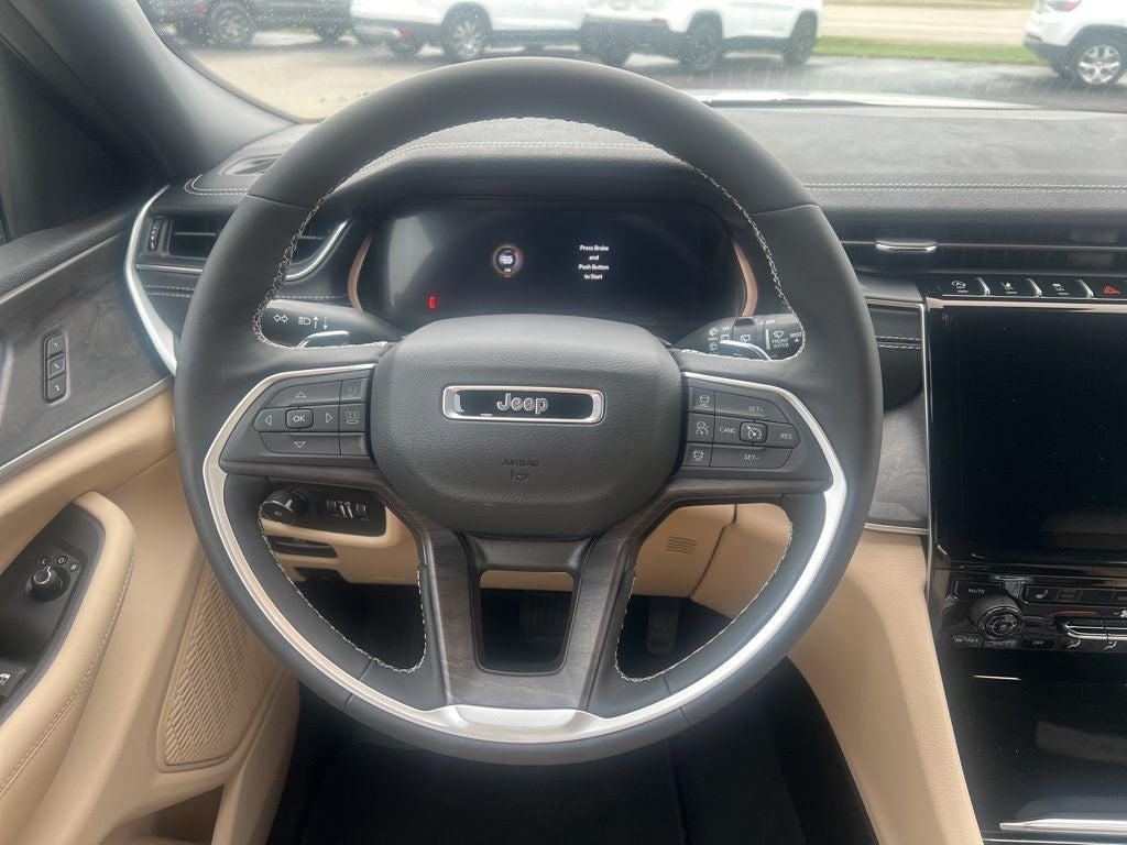 2025 Jeep Grand Cherokee GRAND CHEROKEE LIMITED 4X4