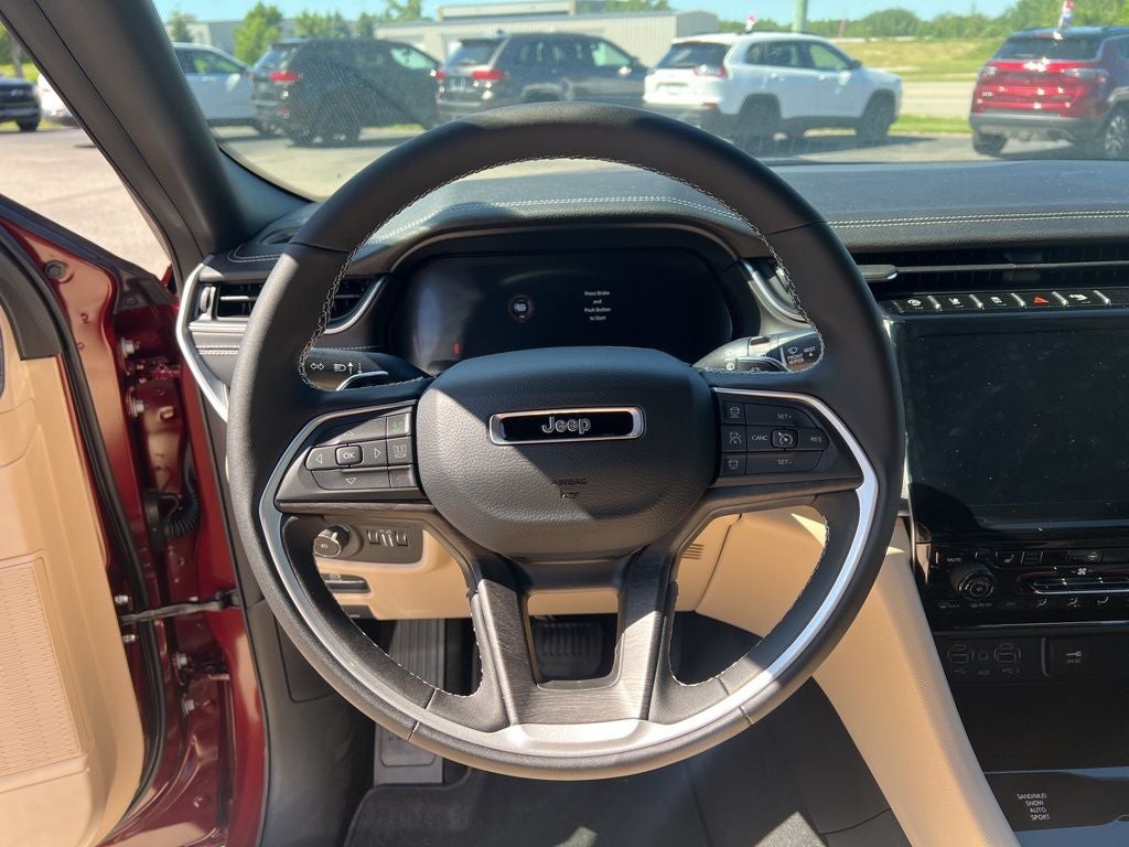 2025 Jeep Grand Cherokee GRAND CHEROKEE LIMITED 4X4