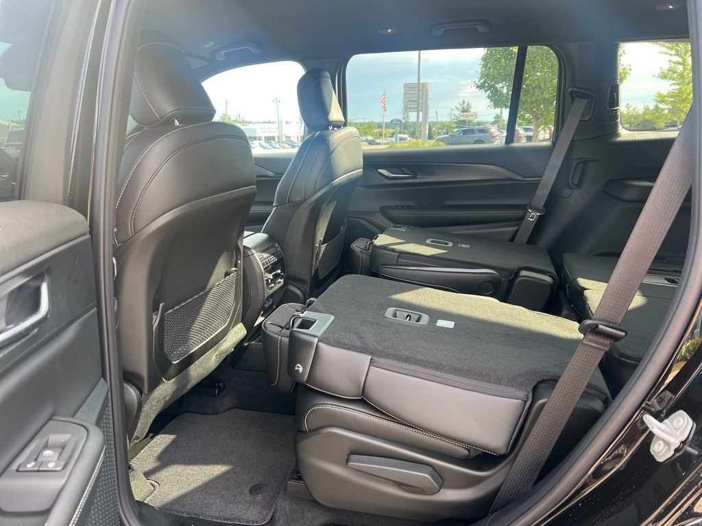 2025 Jeep Grand Cherokee GRAND CHEROKEE L ALTITUDE 4X4