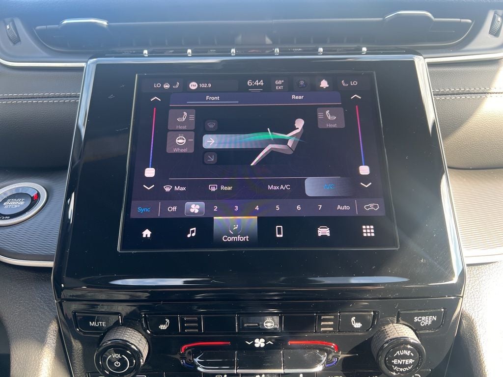 2025 Jeep Grand Cherokee GRAND CHEROKEE L ALTITUDE 4X4