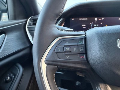 2024 Jeep Grand Cherokee L Altitude 4x4