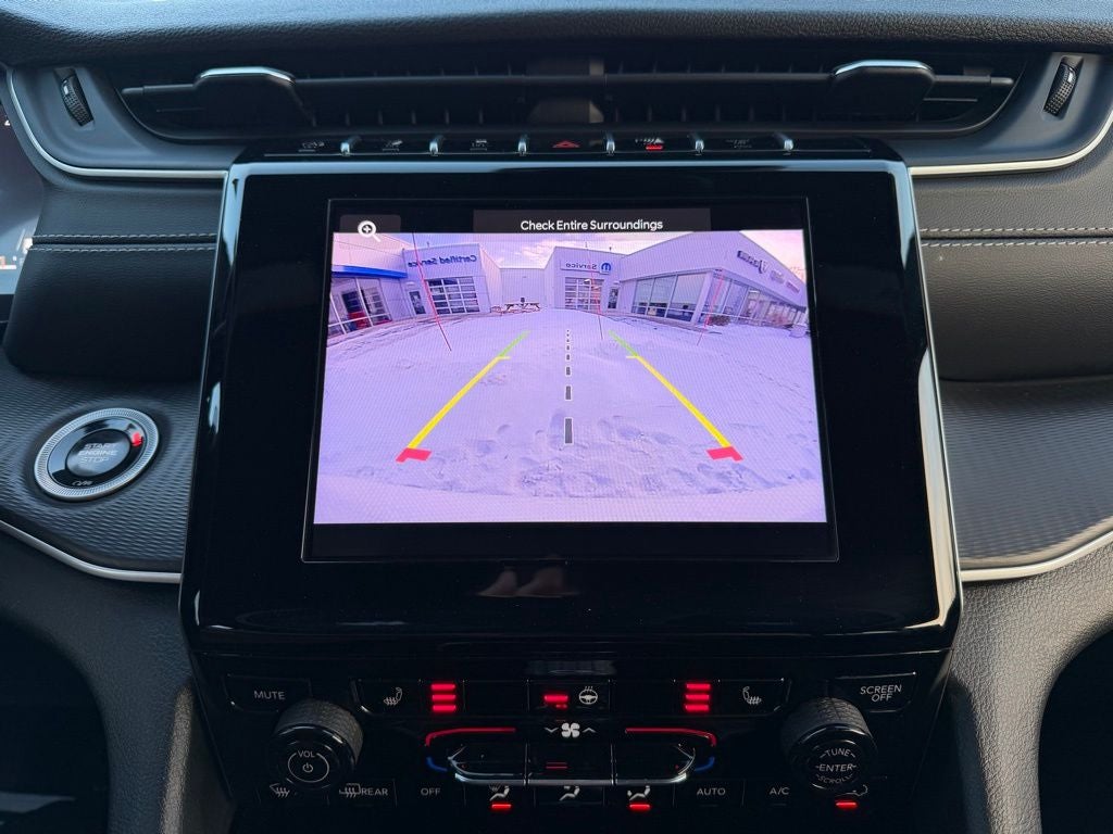 2024 Jeep Grand Cherokee L Altitude 4x4