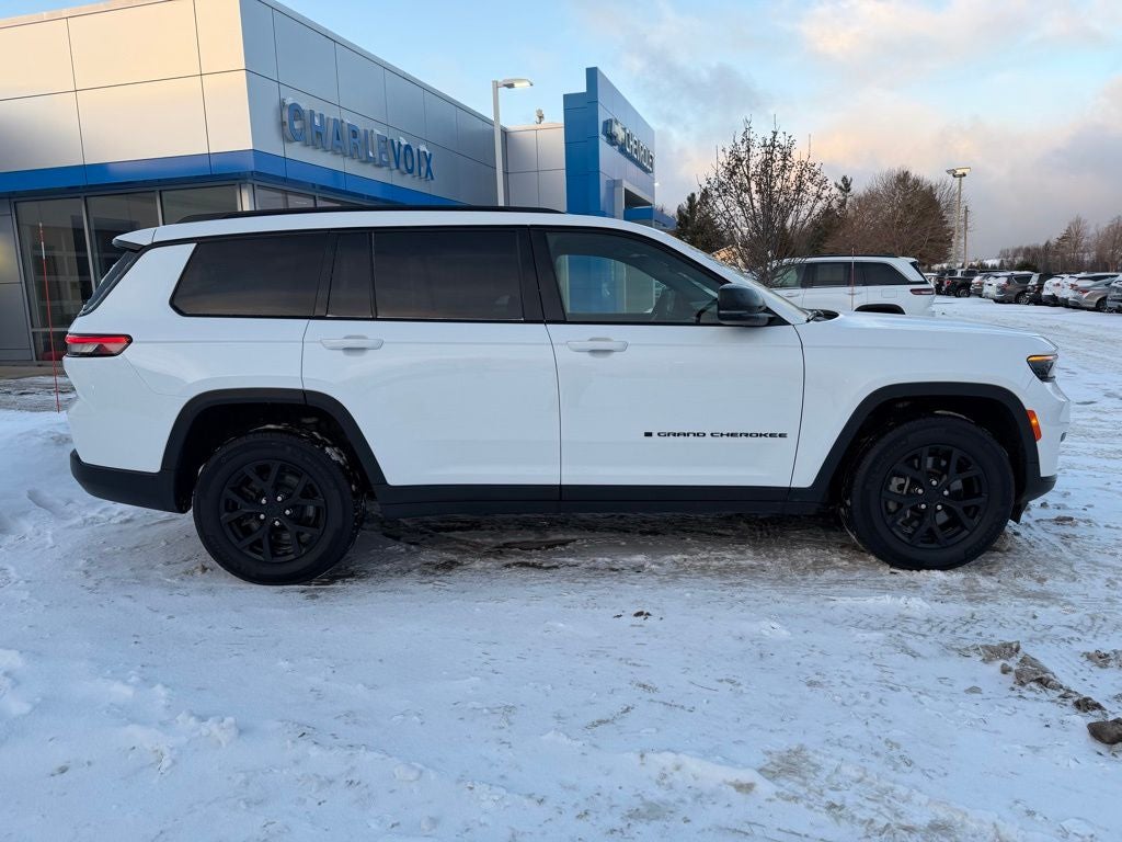 2024 Jeep Grand Cherokee L Altitude 4x4