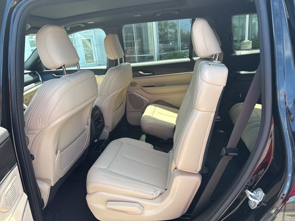 2026 Jeep Grand Cherokee GRAND CHEROKEE L LIMITED 4X4