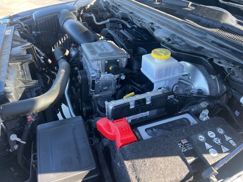 2021 RAM 1500 Big Horn Crew Cab 4x4 5'7' Box