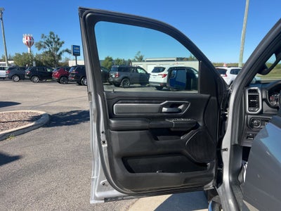 2021 RAM 1500 Big Horn Crew Cab 4x4 5'7' Box