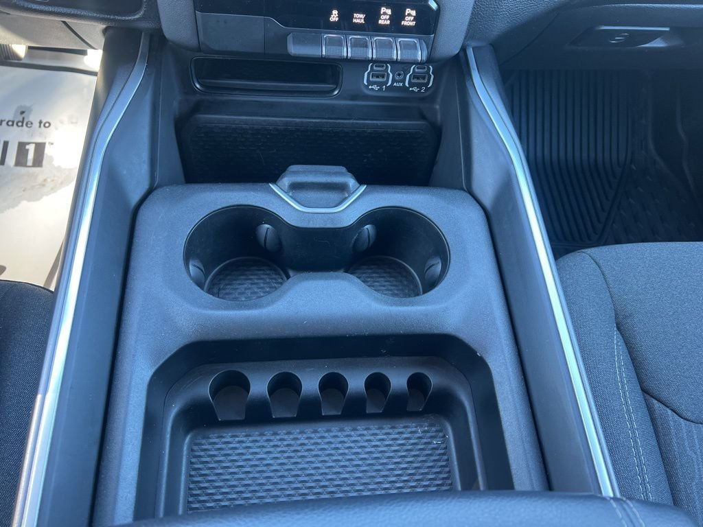 2021 RAM 1500 Big Horn Crew Cab 4x4 5'7' Box