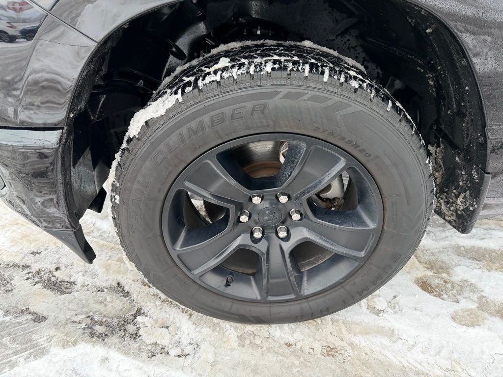 2022 RAM 1500 Big Horn Crew Cab 4x4 5'7' Box