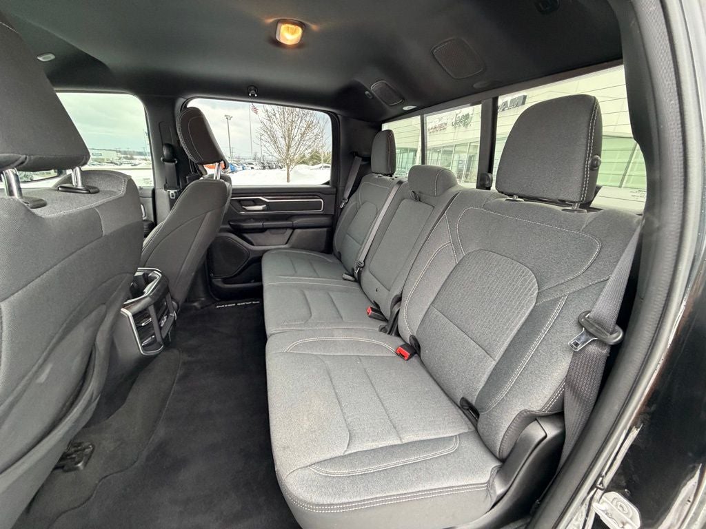 2022 RAM 1500 Big Horn Crew Cab 4x4 5'7' Box