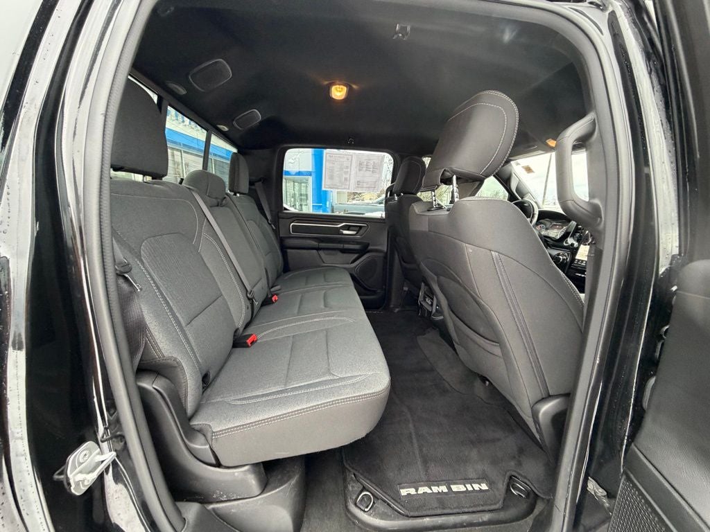 2022 RAM 1500 Big Horn Crew Cab 4x4 5'7' Box