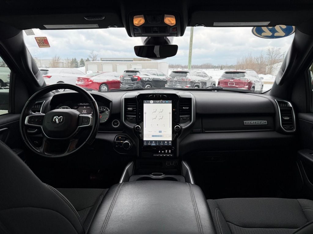 2022 RAM 1500 Big Horn Crew Cab 4x4 5'7' Box