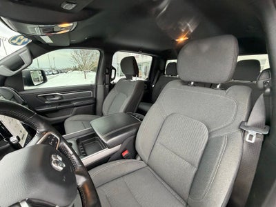 2022 RAM 1500 Big Horn Crew Cab 4x4 5'7' Box