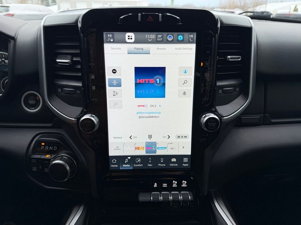 2022 RAM 1500 Big Horn Crew Cab 4x4 5'7' Box