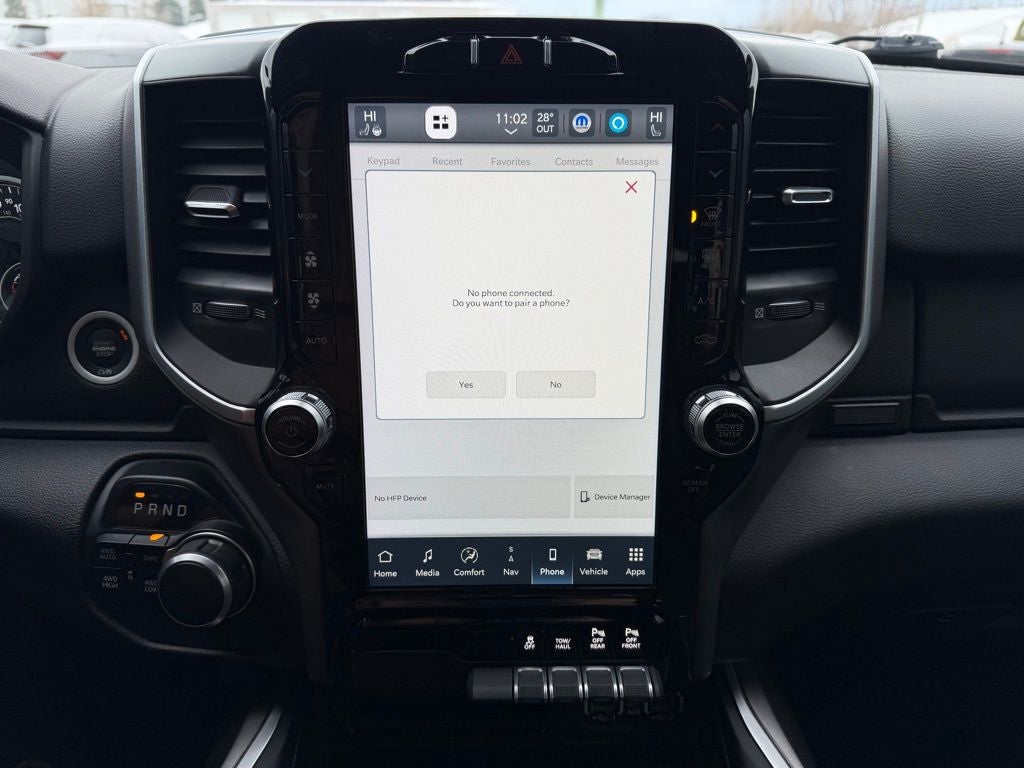 2022 RAM 1500 Big Horn Crew Cab 4x4 5'7' Box