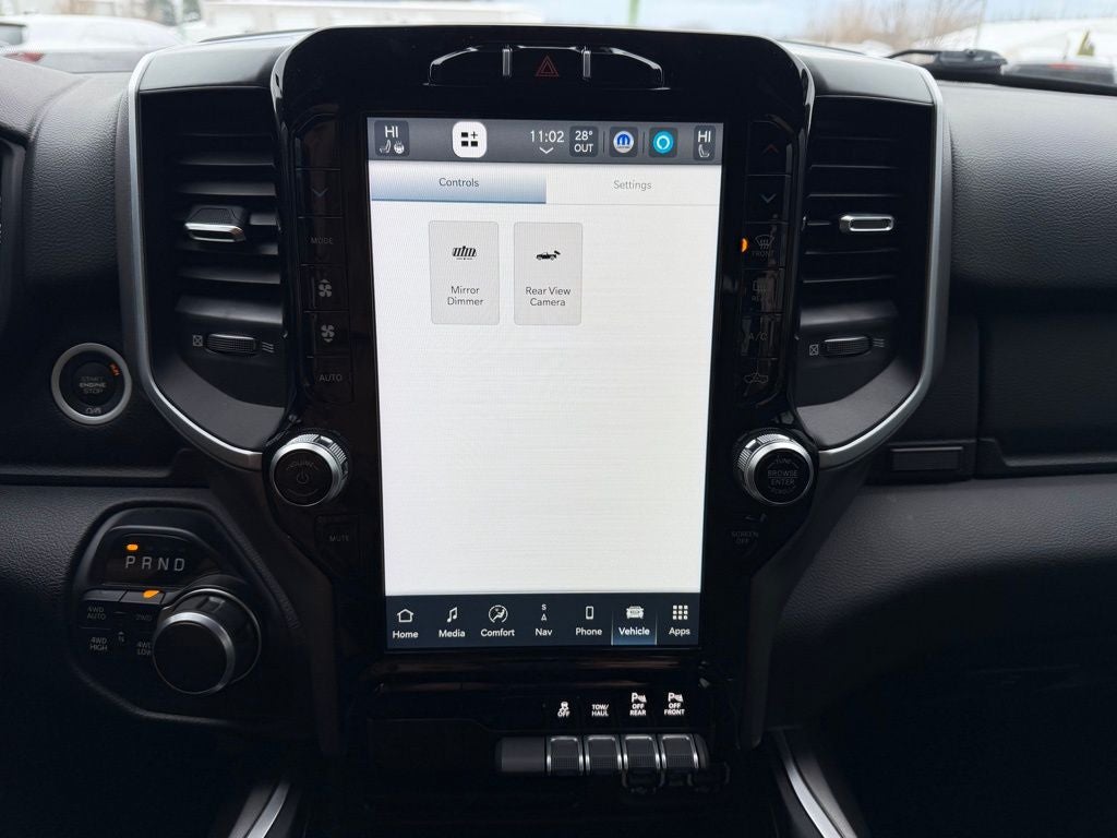 2022 RAM 1500 Big Horn Crew Cab 4x4 5'7' Box