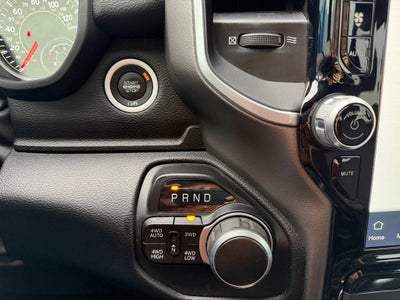 2022 RAM 1500 Big Horn Crew Cab 4x4 5'7' Box