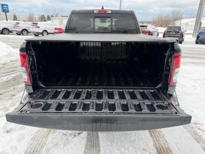 2022 RAM 1500 Big Horn Crew Cab 4x4 5'7' Box