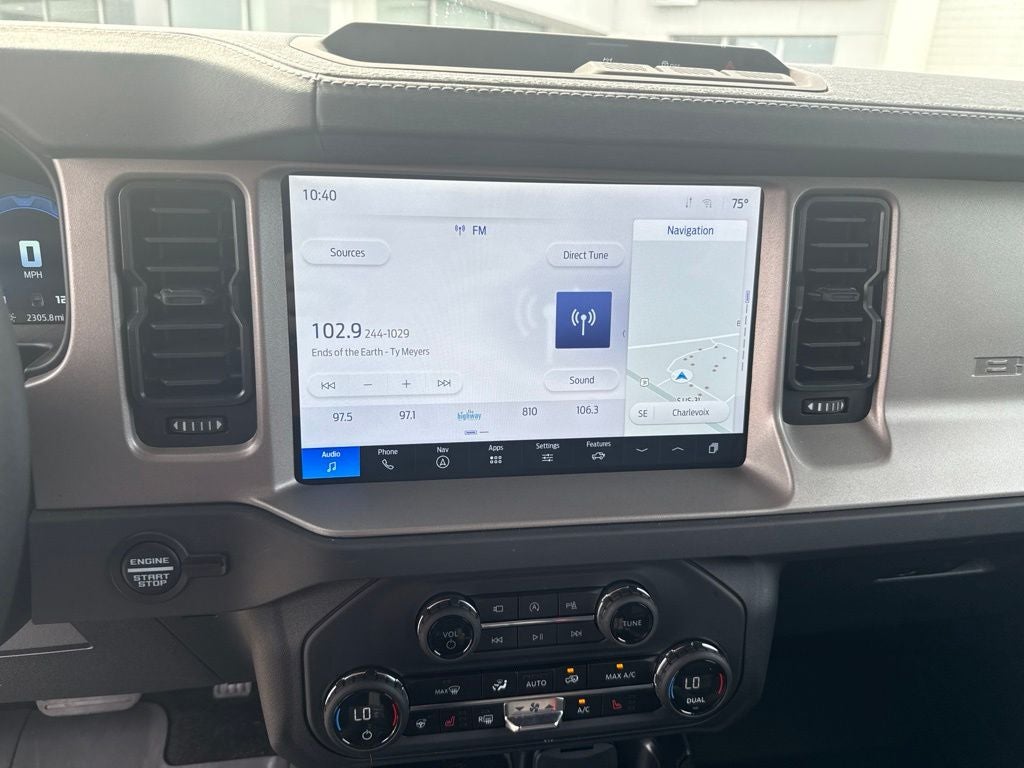 2025 Ford Bronco Outer Banks
