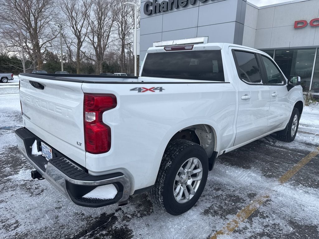 2022 Chevrolet Silverado 1500 4WD Crew Cab Short Bed LT with 2FL