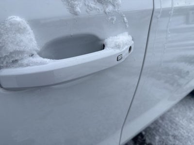 2022 Chevrolet Silverado 1500 4WD Crew Cab Short Bed LT with 2FL