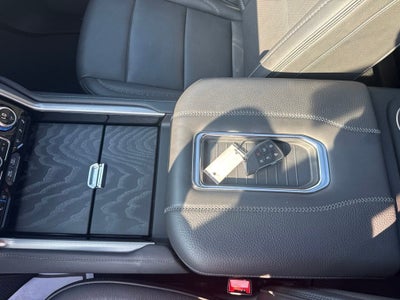 2024 GMC Yukon 4WD Denali