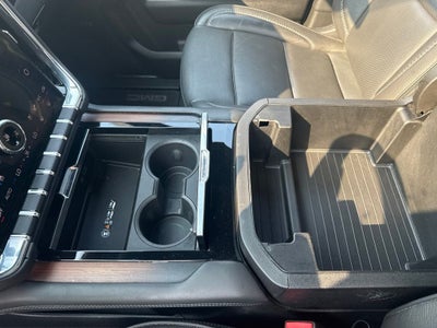 2025 GMC Yukon XL 4WD Denali