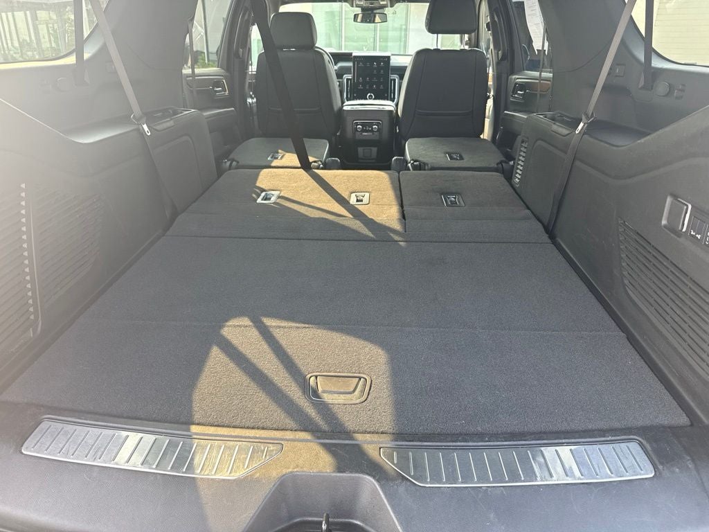 2025 GMC Yukon XL 4WD Denali