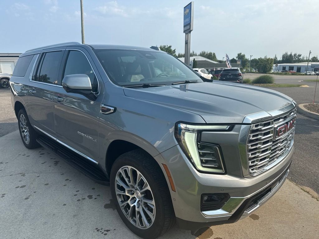 2025 GMC Yukon XL 4WD Denali