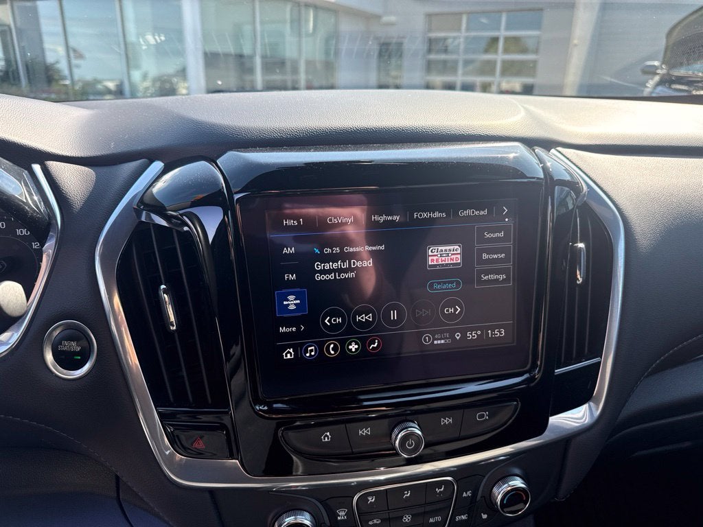 2023 Chevrolet Traverse AWD LT Cloth