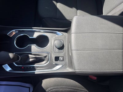 2023 Chevrolet Traverse AWD LT Cloth