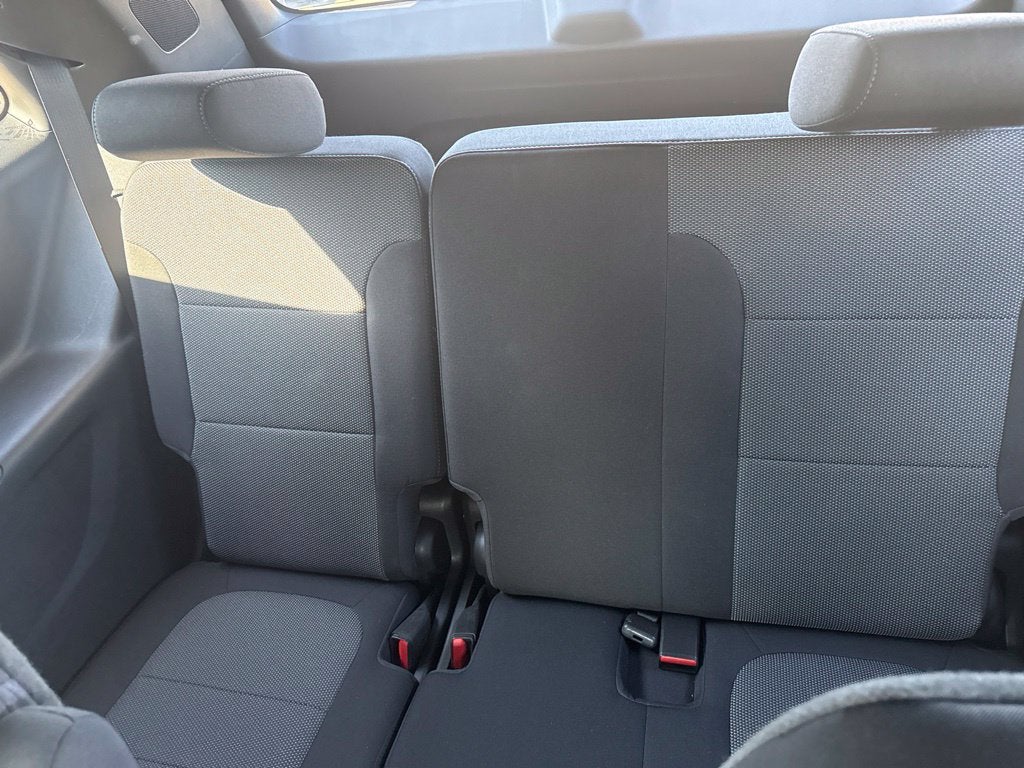 2023 Chevrolet Traverse AWD LT Cloth