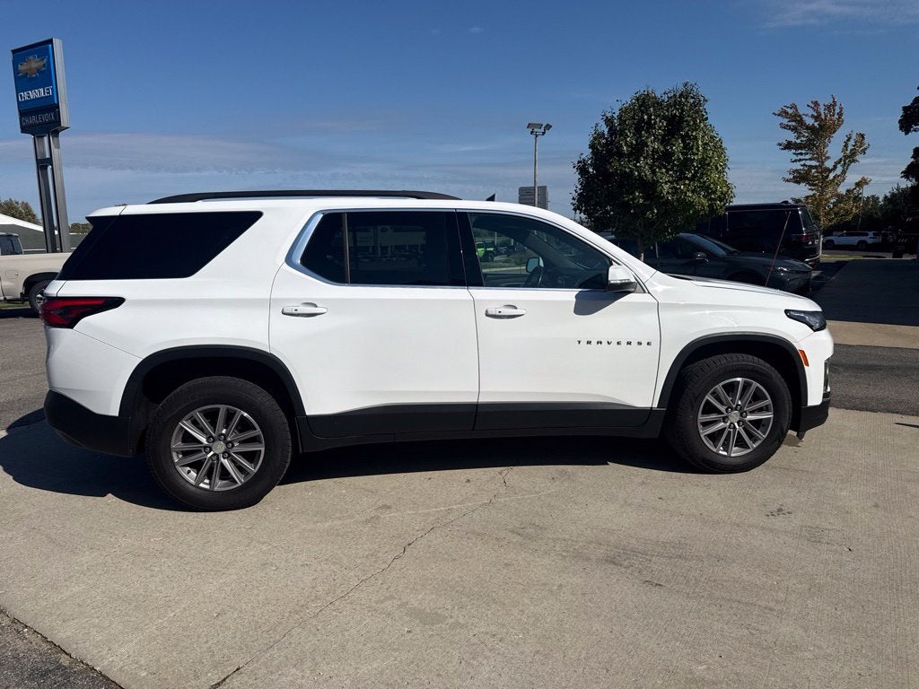 2023 Chevrolet Traverse AWD LT Cloth
