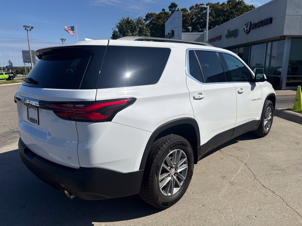 2023 Chevrolet Traverse AWD LT Cloth