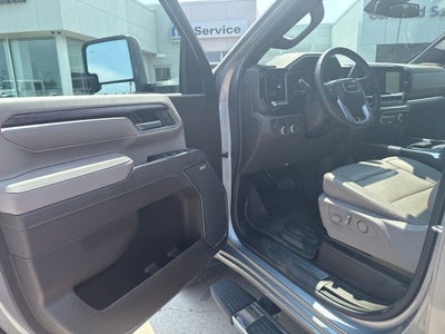 2025 GMC Sierra 2500HD 4WD Crew Cab Standard Bed SLT