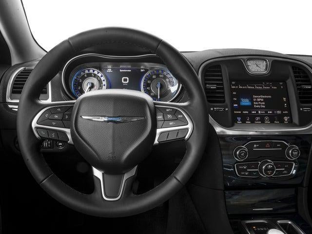 2017 Chrysler 300 Limited AWD