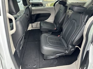 2019 Chrysler Pacifica Touring L 3.6 Liter V67 Passenger 3rd Row Seating