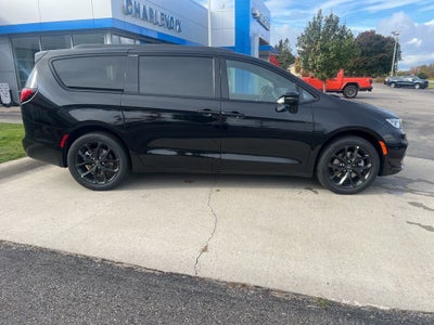 2026 Chrysler Pacifica PACIFICA SELECT AWD